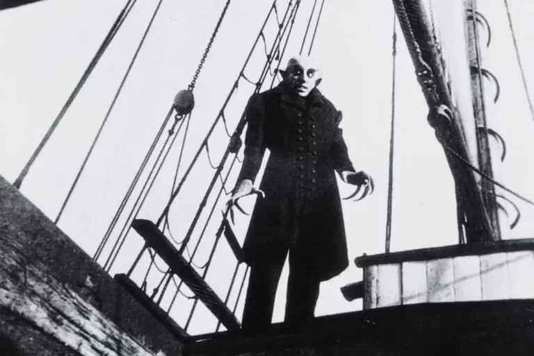 NOSFERATU VEM AÍ